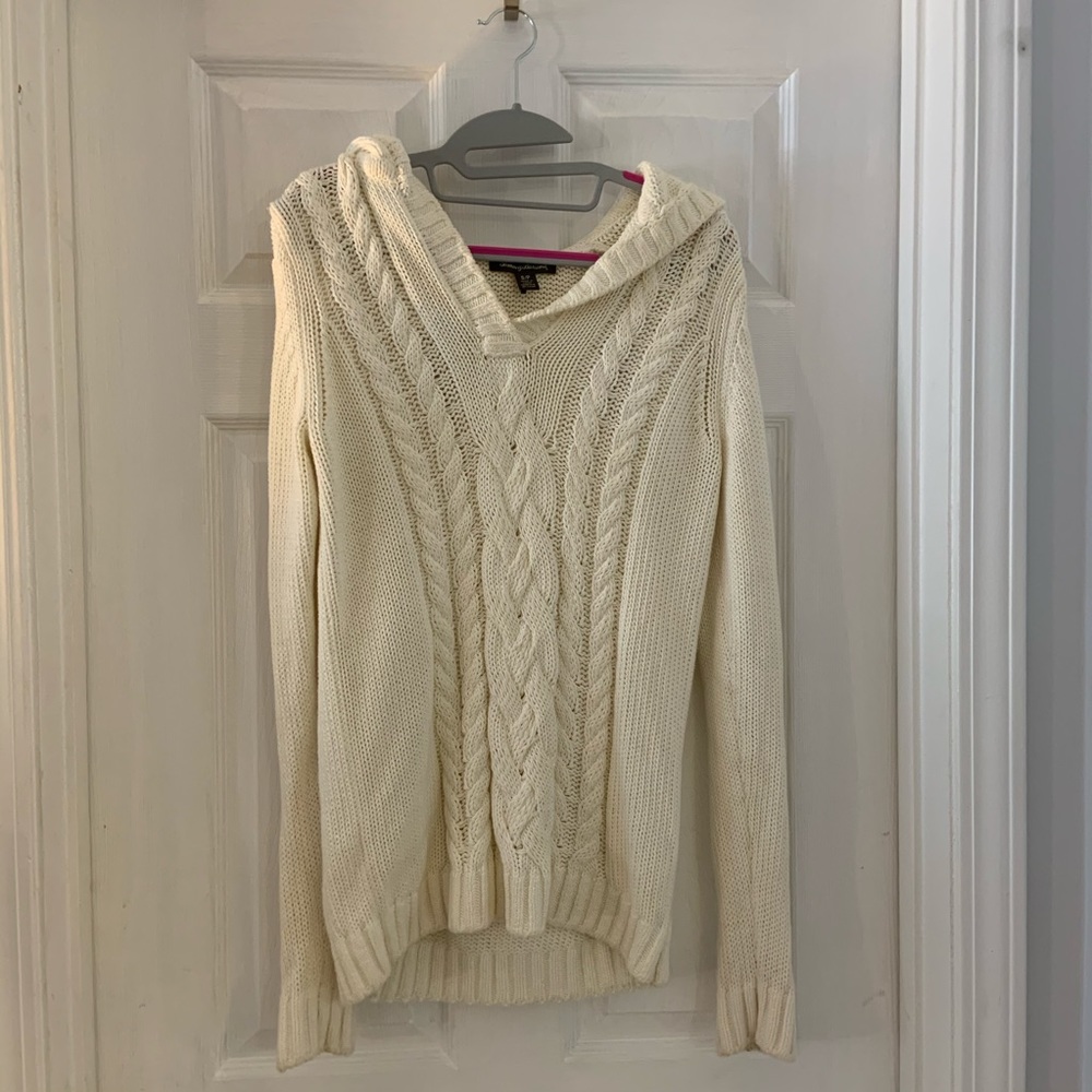 Tommy Bahama Hooded White Sweater